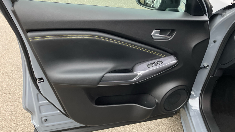 Nissan Juke 1.0 DiG-T 114 Kiiro 5dr DCT Petrol Hatchback